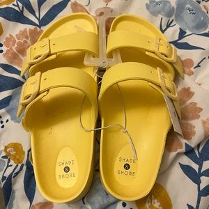 Target Brand Women’s Shade & Shore Slip On Yellow Sandals - Size 7